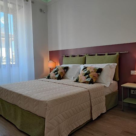 Toledo Apartment Napoli Bagian luar foto