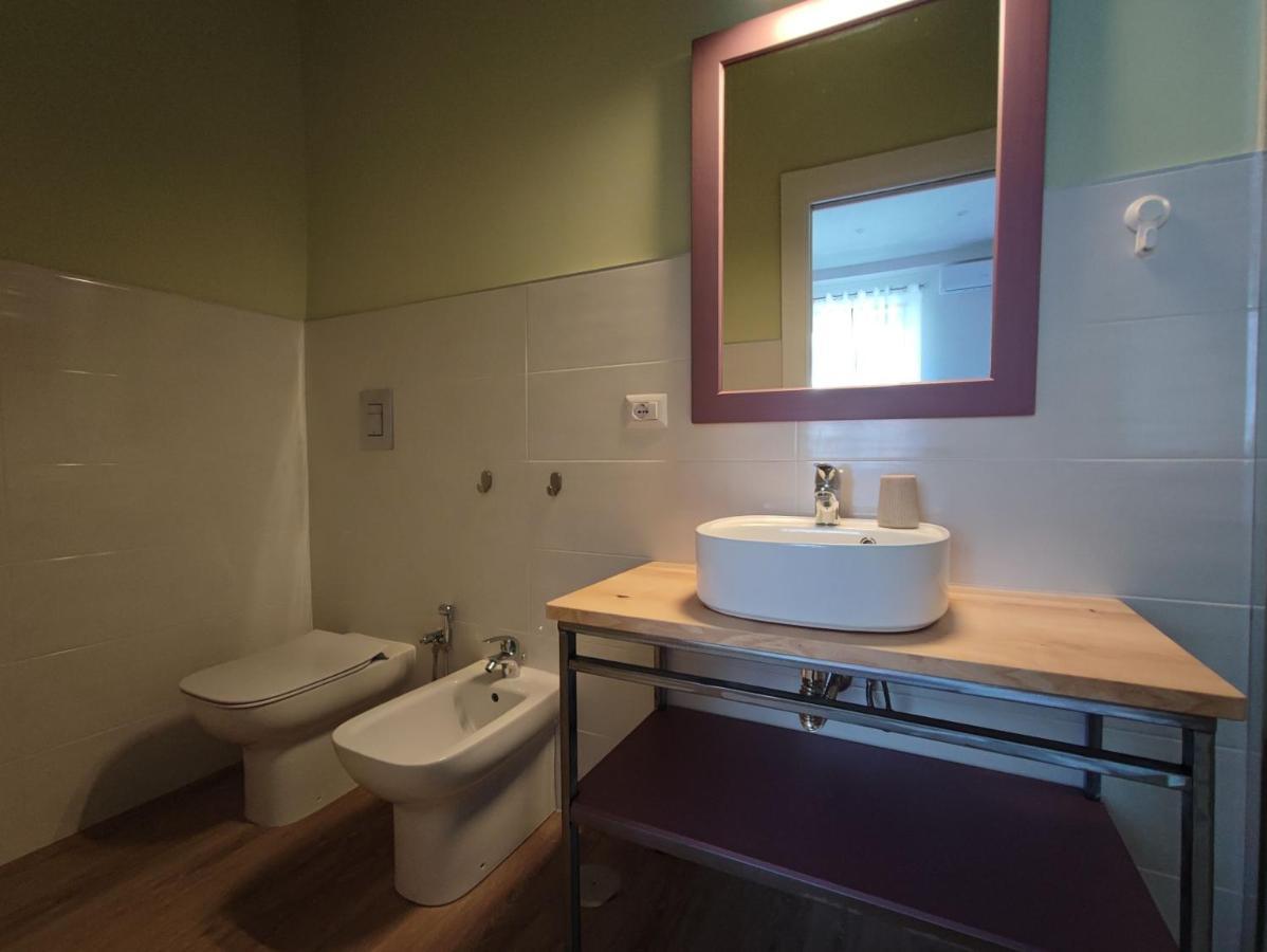 Toledo Apartment Napoli Bagian luar foto