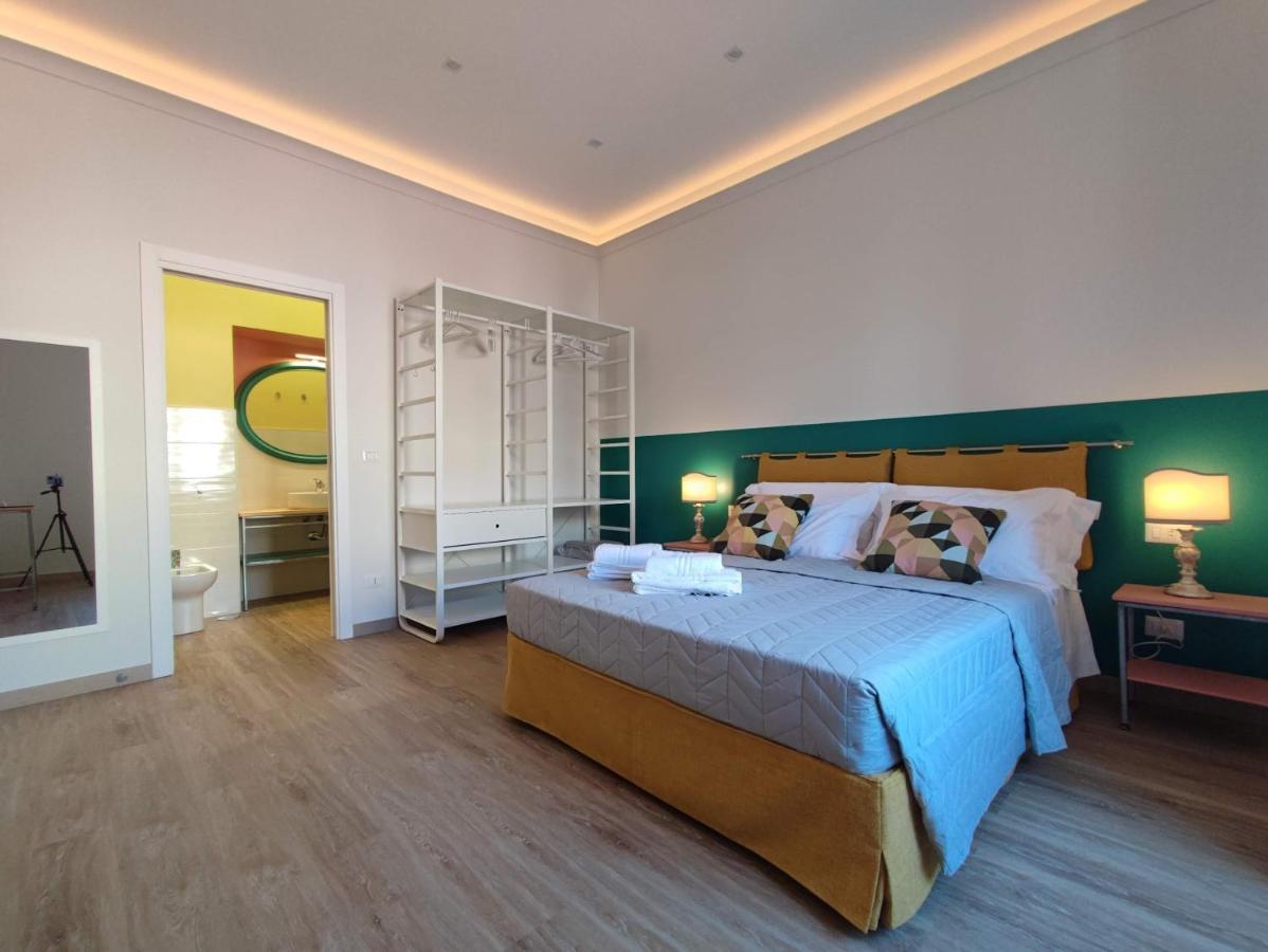 Toledo Apartment Napoli Bagian luar foto